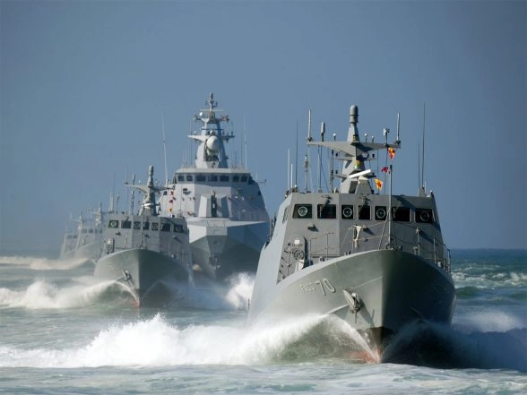 World News | Taiwan Records 7 PLAN Vessels, 2 Sorties of PLA Aircraft Around Its Territory