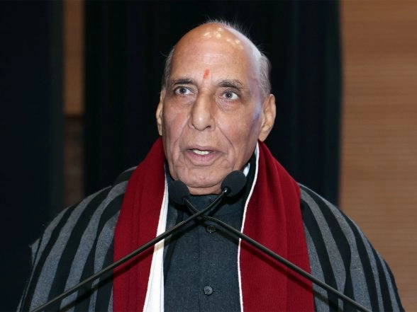 India News | Defence Minister Rajnath Singh to Inaugurate 125 Strategic BRO Projects During Visit to Leh Today