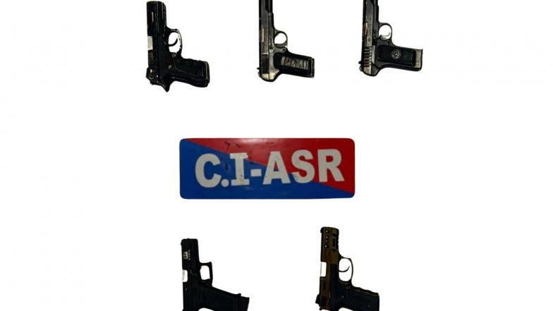 Punjab: Cross-Border Arms Smuggling Module Busted in Amritsar, 1 Arrested; 5 Pistols Recovered