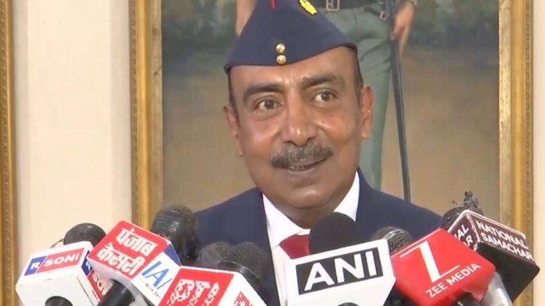 India News | Delhi Govt Felicitates All Armed Forces Chiefs for 1st Time on Armed Forces Flag Day