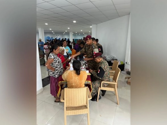 World News | Key Roads, Routes Now Accessible: Indian High Commission in Sri Lanka Welcomes Indian Tourists After Cyclone Ditwah