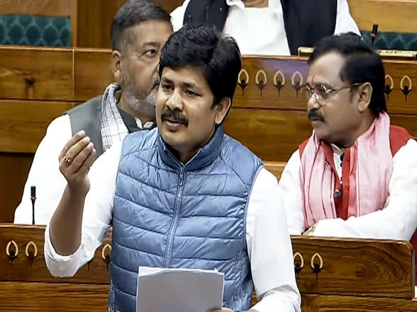 India News | YSRCP MP Maddila Gurumoorthy Demands Urgent Action in Tirupati Sexual Harassment Case