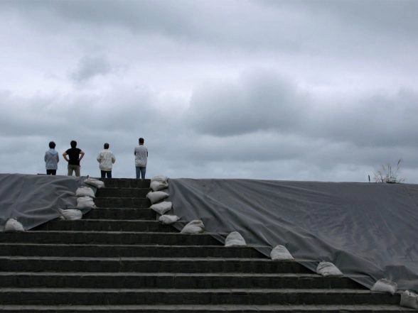 World News | Japan Issues Tsunami Warning After Back-to-back Earthquakes over 6 Magnitude Hit off Aomori Prefecture