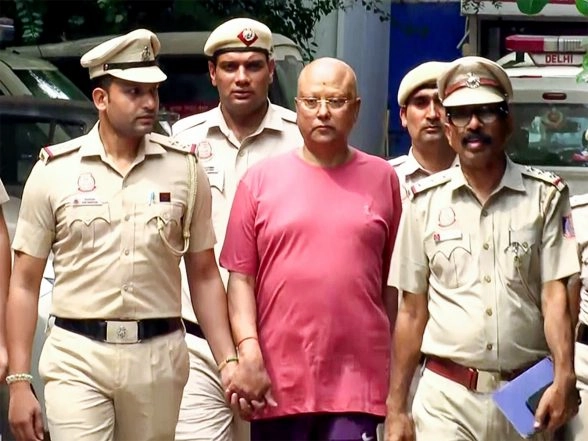 India News | Delhi Court Sends Chaitanyanand Saraswati to Judicial Custody in Fake Number Plate Case