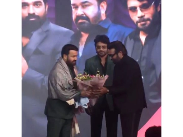 Entertainment News | Nagarjuna, Vijay Sethupathi Honour Mohanlal for Dadasaheb Phalke Win at South Unbound Event