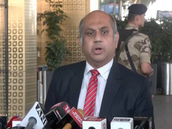 India News | Top MoCA Officials Conduct Surprise Inspections at Airports Amid Flight Disruptions