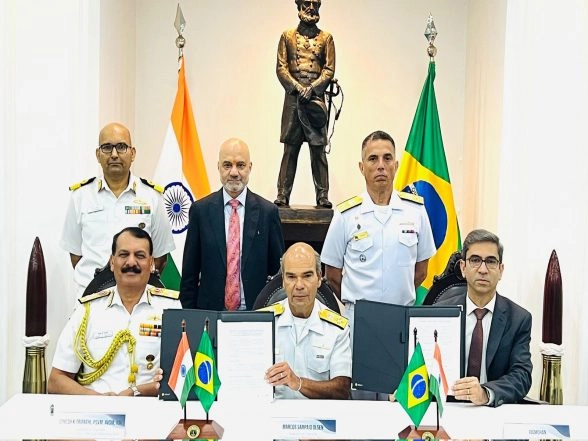 World News | India-Brazil Sign MoU for Scorpène-class Submarines Maintenance
