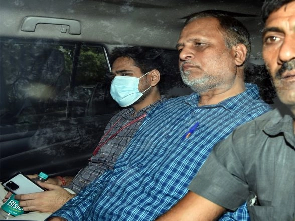 India News | Delhi Court Lists for Consideration Chargesheet Filed Against Satyender Jain, 13 Others in Delhi Jal Board STP Tender Case