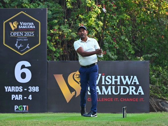 Sports News | Vishwa Samudra Open 2025: N Thangaraja Moves to Top with Day's Best 66