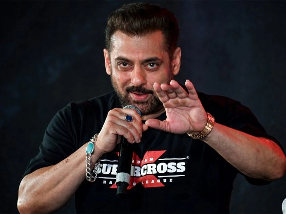 India News | Delhi HC Directs Intermediaries to Act on Salman Khan's Personality Rights Complaint Within Three Days
