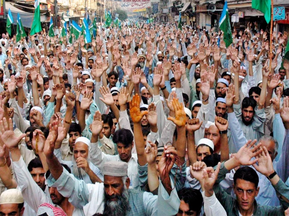 World News | Pakistan's Population Growth Outpaces Development, Deepening National Strain