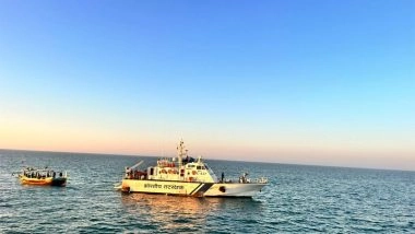 World News | 11 Pakistani Fishermen Held After Entering Indian Waters in Gujarat