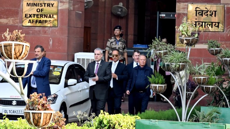 World News | MEA Fact-check Unit Debunks Fake Letter Attributed to Jaishankar on Rafale Deal