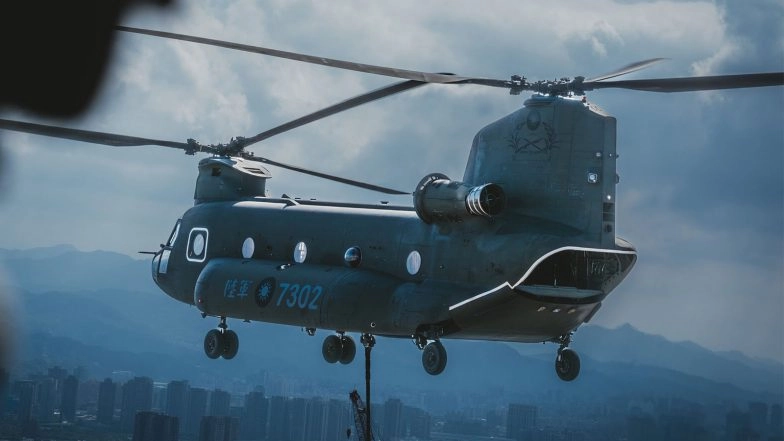 World News | Taiwan Records Increase in Chinese Military Activity with 33 PLA Aircraft Sorties, 7 PLAN Vessels Around Its Territory