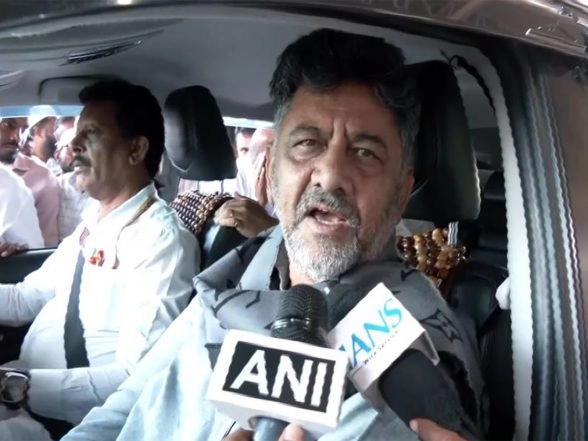 India News | Karnataka Dy CM DK Shivakumar Says CM Will Respond to Yathindra's Leadership Remarks