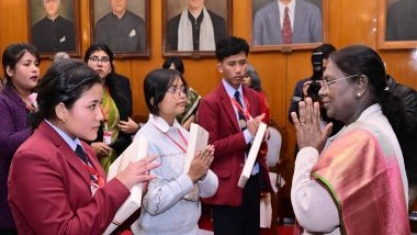 India News | President Murmu Meets Displaced Persons in Imphal, Assures Govt Efforts to Restore Homes and Livelihoods