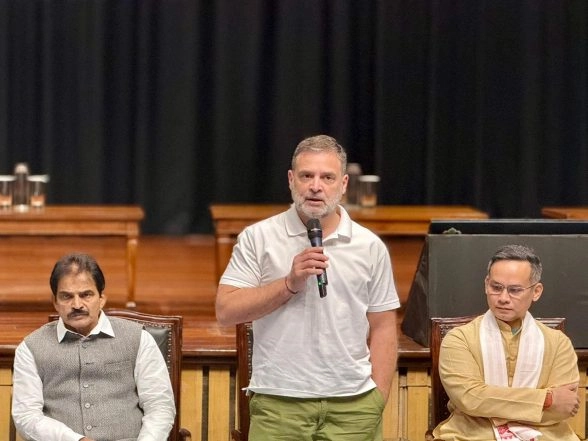 India News | Congress LS MPs Pass Resolution Honouring Shivraj Patil, Review Party Performance in House