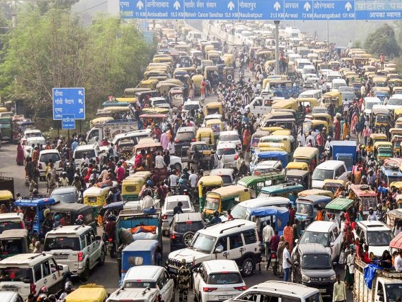 Business News | Auto Industry Saw 18.7% YoY Growth in Passenger Vehicle Sales in November: SIAM