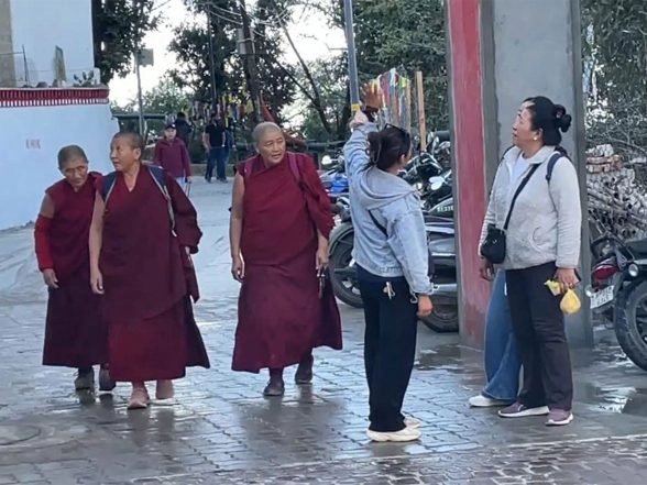 India News | Tibetans in Exile Condemn China's Political Interference in Dalai Lama's Reincarnation Using Chinese-appointed Panchen Lama