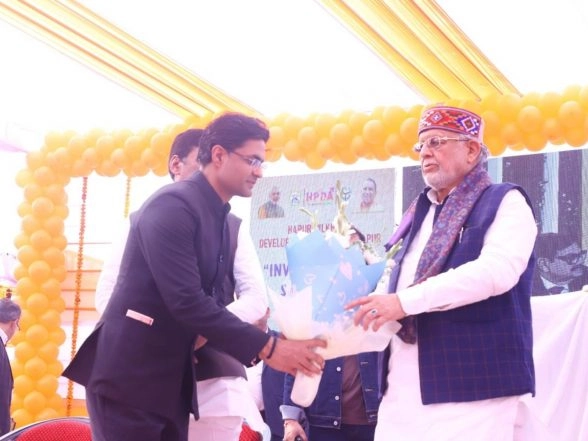 Business News | HPDA's 'Invest in Hapur' Summit 2025: Chief Guest Shri Suresh Kumar Khanna Praises Dr. Nitin Gaur's Efforts as HPDA's Financial Health and Development Surge