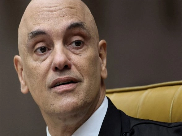 World News | US President Removes Sanctions on Brazilian Judge Who Presided over Conviction of Bolsonaro