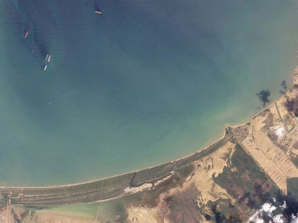 World News | Venezuela's Oil Exports Shrivel as US Seizes Tanker off Its Coast