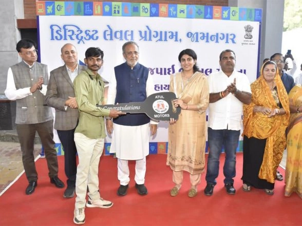 India News | Entrepreneurs Are Creators of Wealth and Key Contributors to the Nation's Progress: In-charge Minister Arjun Modhwadia