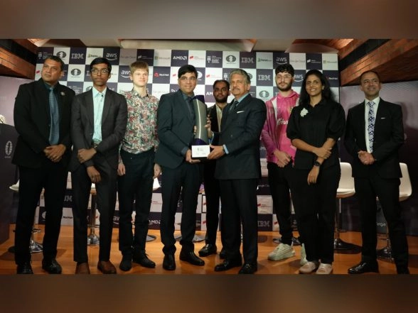 Sports News | Global Chess League Championship Trophy Unveiled in Mumbai as Season 3 Kicks off
