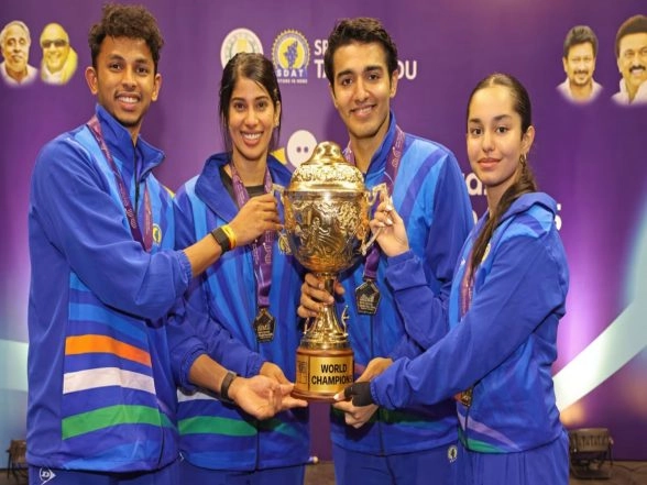 Sports News | Team India Makes History, Beats Top-seeded Hong Kong Side to Capture Maiden Squash World Cup Title