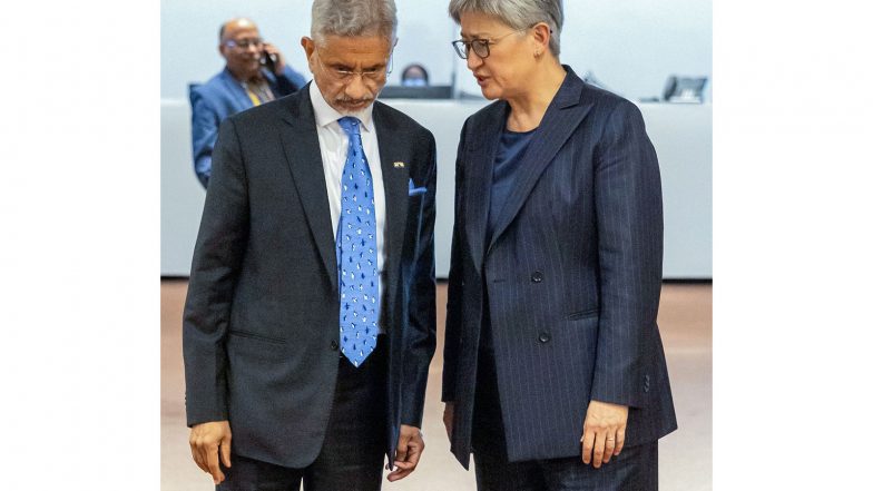 Bondi Beach Shooting: EAM S Jaishankar Offers Support to Australia After Antisemitic Terror Attack in Sydney