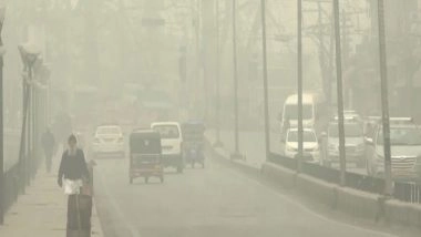 India News | J-K: Temperature Drops in Kashmir Valley, Tourists Hope for Snowfall