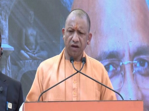 India News | UP CM Yogi Shares Grief After the Demise of Ramvilas Vedanti Ji Maharaj