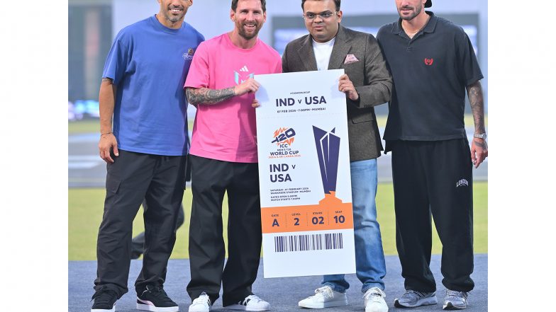 Sports News | New Delhi Roars as Lionel Messi Wraps Up the G.O.A.T. India Tour 2025 in Style