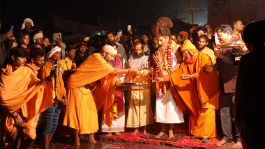 Business News | A Sacred Evening of Unity: Rashtra Ekta Ke Liye Yamuna Aarti Led by Sadguru Shri Riteshwar Maharaj Ji at Vrindavan