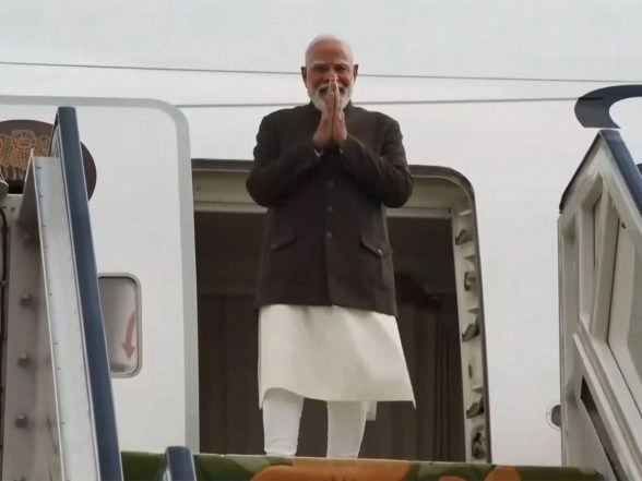 World News | PM Modi Arrives in Ethiopia on 2-day State Visit to Deepen India-Africa Partnershi