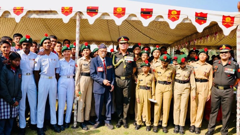 India News | Southern Command Commemorates Vijay Diwas 2025 with Solemn Wreath-laying, Veteran and Veer Nari Felicitation at Pune