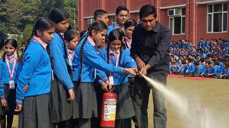 Business News | Saint Kabir School, Karnal Conducts a Fire Drill Designed for Real-World Emergencies