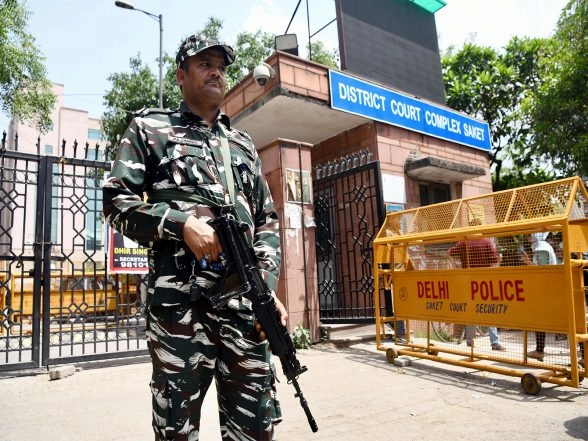 India News | Delhi: Court Orders Extortion FIR Against Woman Who Alleged Rape Allegations Against Samir Modi