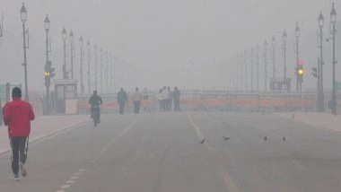 India News | Delhi's Air Quality Remains 'very Poor' with AQI over 370 as Thick Smog Blankets the Capital