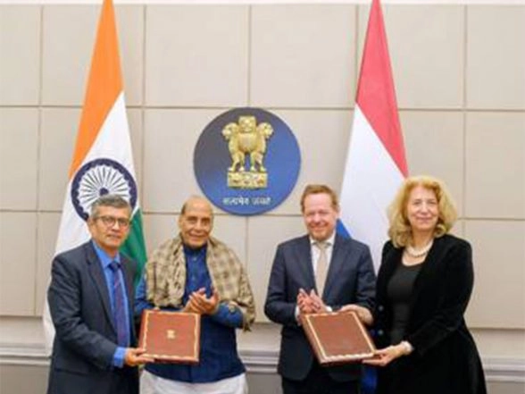 World News | Rajnath Singh Meets Netherlands' Foreign Minister; Letter of Intent on Defence Cooperation Inked