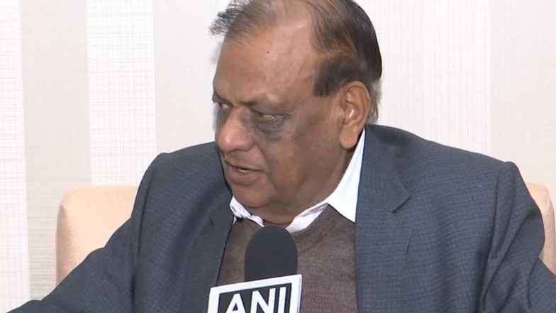 India News | Samajwadi Party Leader RK Chaudhary Calls 'burning of Bodies' as Cause of Air Pollution, BJP Hits Back