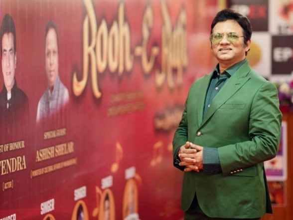 Business News | A Voice That Will Live Forever: Sustaining Mohammed Rafi's Legacy in Today's Music Industry