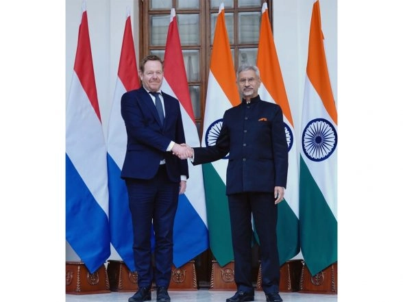 World News | India, Netherlands Agree to Set Up Joint Trade and Investment Committee; Sign Key MoUs During Dutch FM's Visit