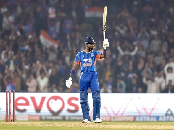 Sports News | Hardik Pandya Overtakes Legendary Yuvraj Singh to Achieve Unique T20I Double for 4th Time