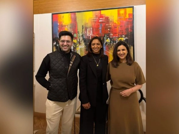 India News | Parineeti Chopra, Raghav Chadha Host Indian Women's Cricket Captain Harmanpreet Kaur at Their Residence