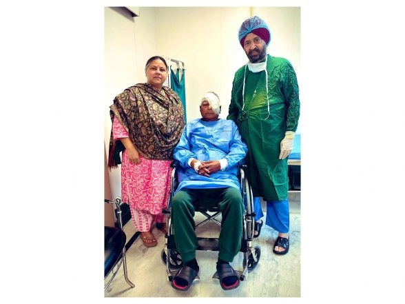 India News | Lalu Prasad Yadav Undergoes Successful Eye Surgery at Centre for Sight in Delhi