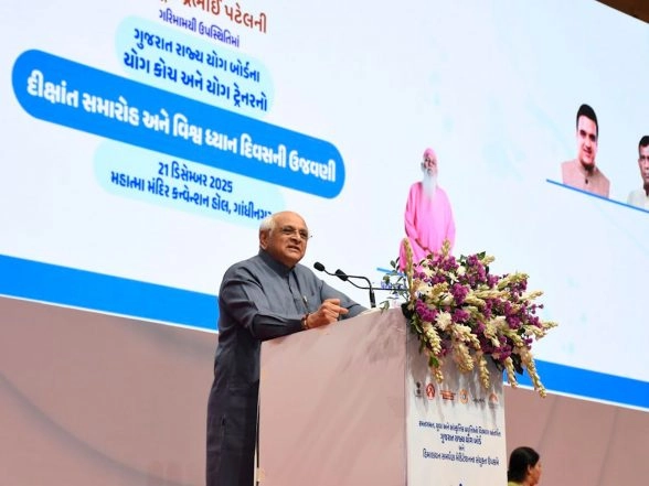 India News | Chief Minister Bhupendra Patel Urges Turning Yoga and Meditation into a Mass Movement for a Healthy, Balanced Society