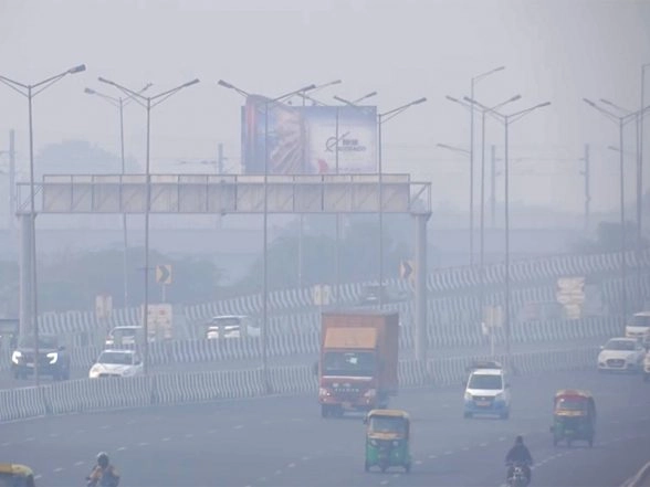India News | MCD Continues Its Zero Tolerance Against Air Pollution Norms Violations