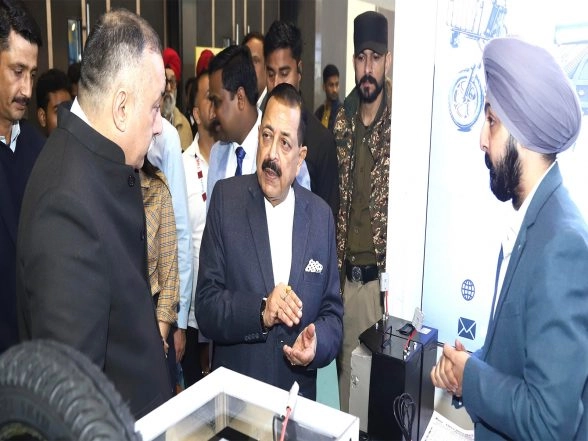 India News | Union Minister Jitendra Singh Visits EV Expo at Bharat Mandapam, Highlights PM Narendra Modi's Vision for Clean Mobility and Youth Entrepreneurship