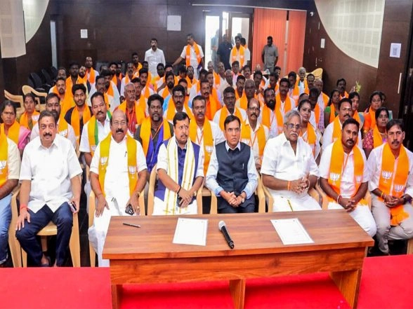 India News | BJP Working President Nitin Nabin Addresses Several Organisational Meetings in Puducherry